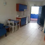Happy Aparthotel