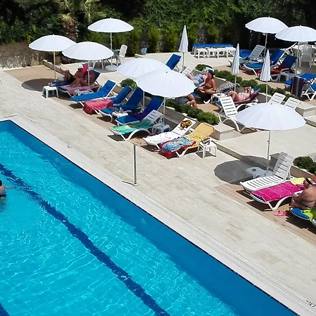 Ξενοδοχείο με διαμερίσματα Happy
