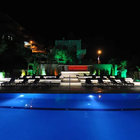 Happy 4* Κουσάντασι