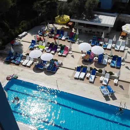 Happy Aparthotel Kusadası